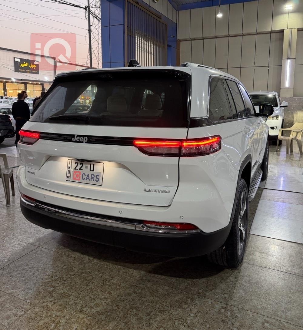 جيب جراند شيروكي